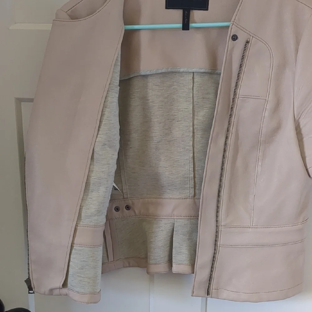 BCBGMaxAzria Tan Leather Jacket Asymmetrical Zipper - Picture 3 of 7